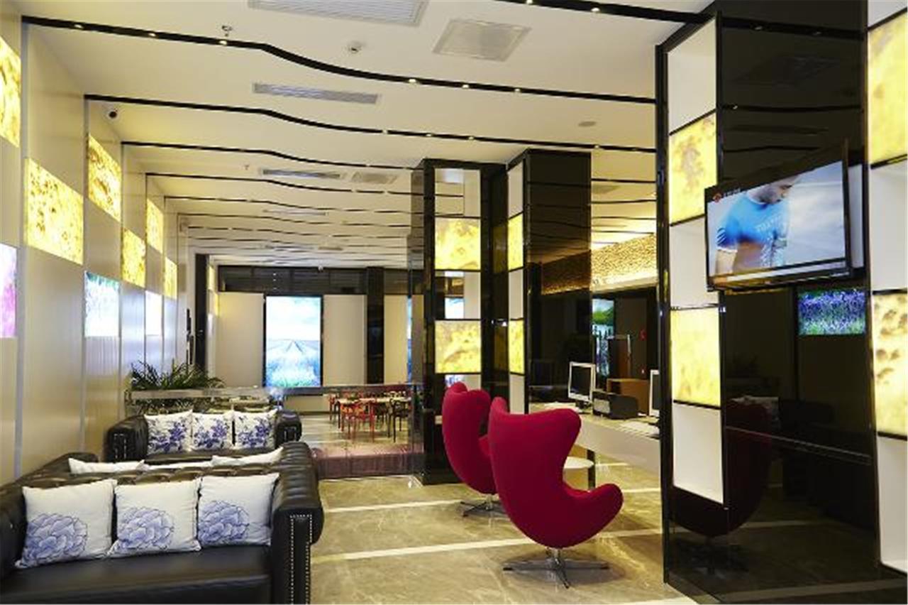 Lavande Hotel Baogang Avenue Guangbai Xinyi Branch Гуанчжоу Экстерьер фото