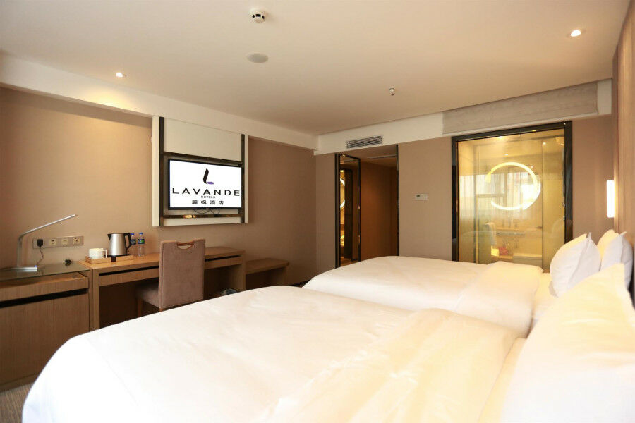 Lavande Hotel Baogang Avenue Guangbai Xinyi Branch Гуанчжоу Экстерьер фото