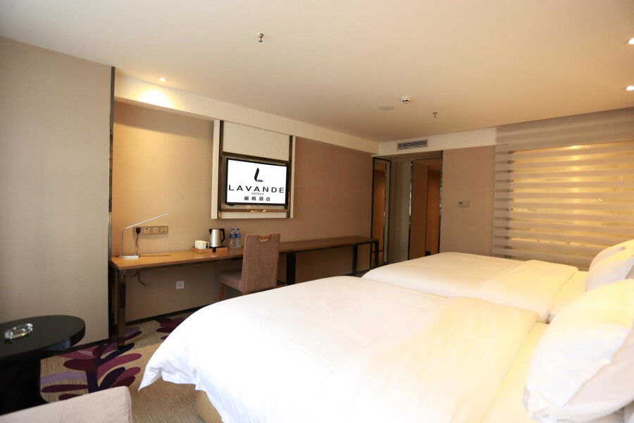 Lavande Hotel Baogang Avenue Guangbai Xinyi Branch Гуанчжоу Экстерьер фото